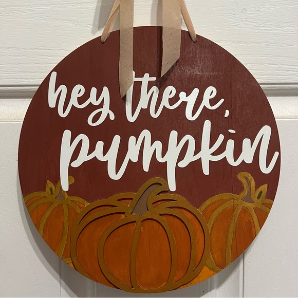 Fall Pumpkin Sign - Picture 1 of 3